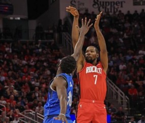 杜兰特21分申京砍26+11 火箭擒独行侠迎4连胜